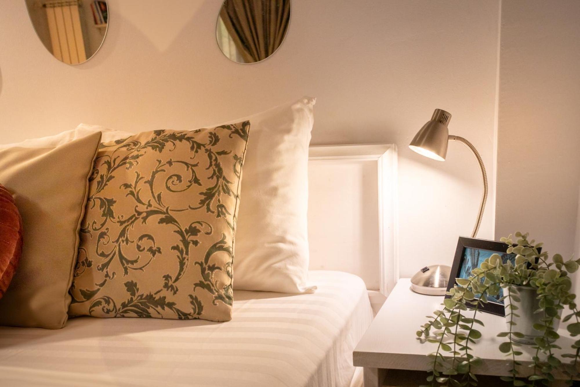 2Br Apartment At Piata Natiunilor Unite: Perfect For City Center Stays Bucharest Exterior photo