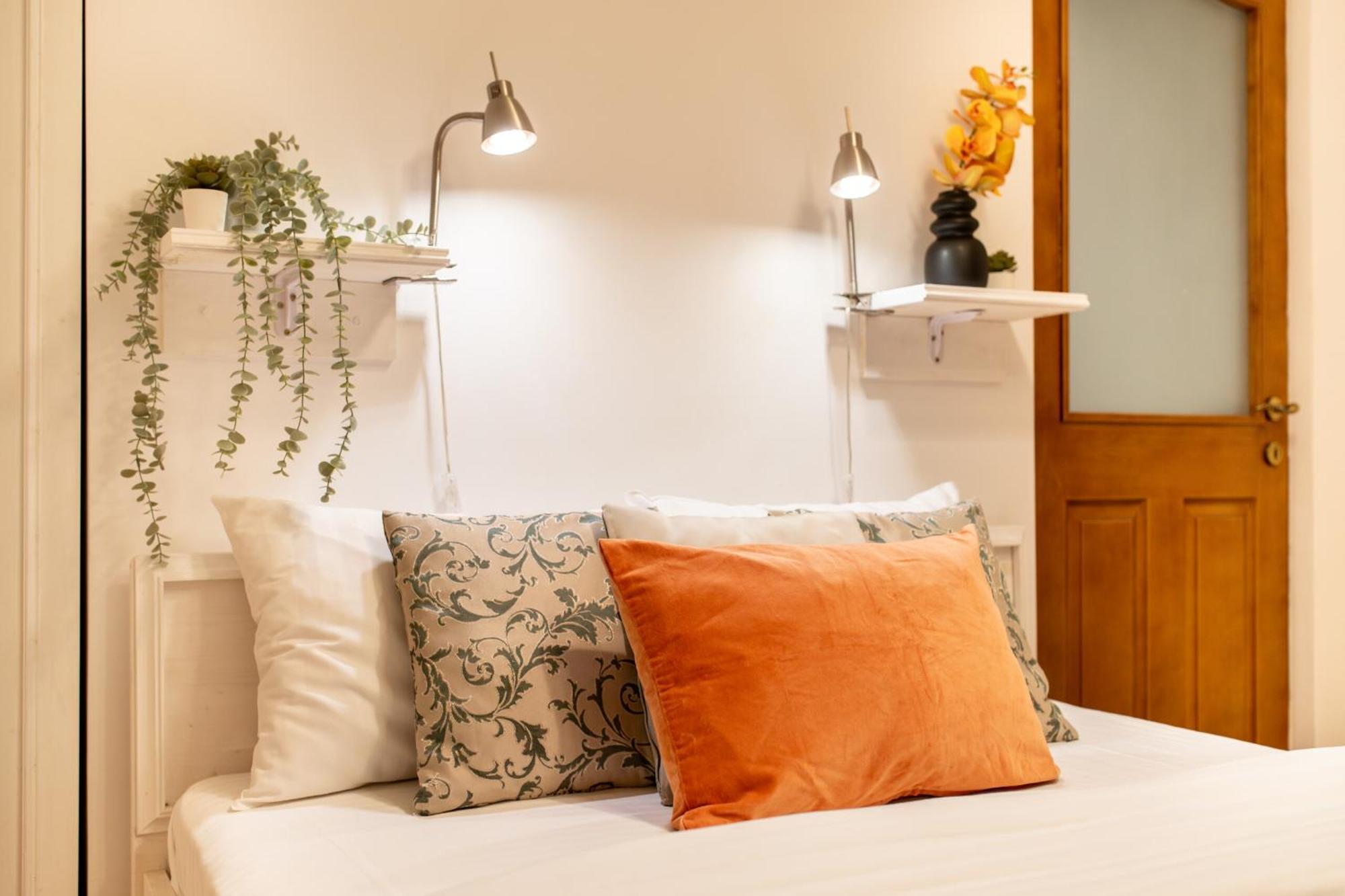 2Br Apartment At Piata Natiunilor Unite: Perfect For City Center Stays Bucharest Exterior photo