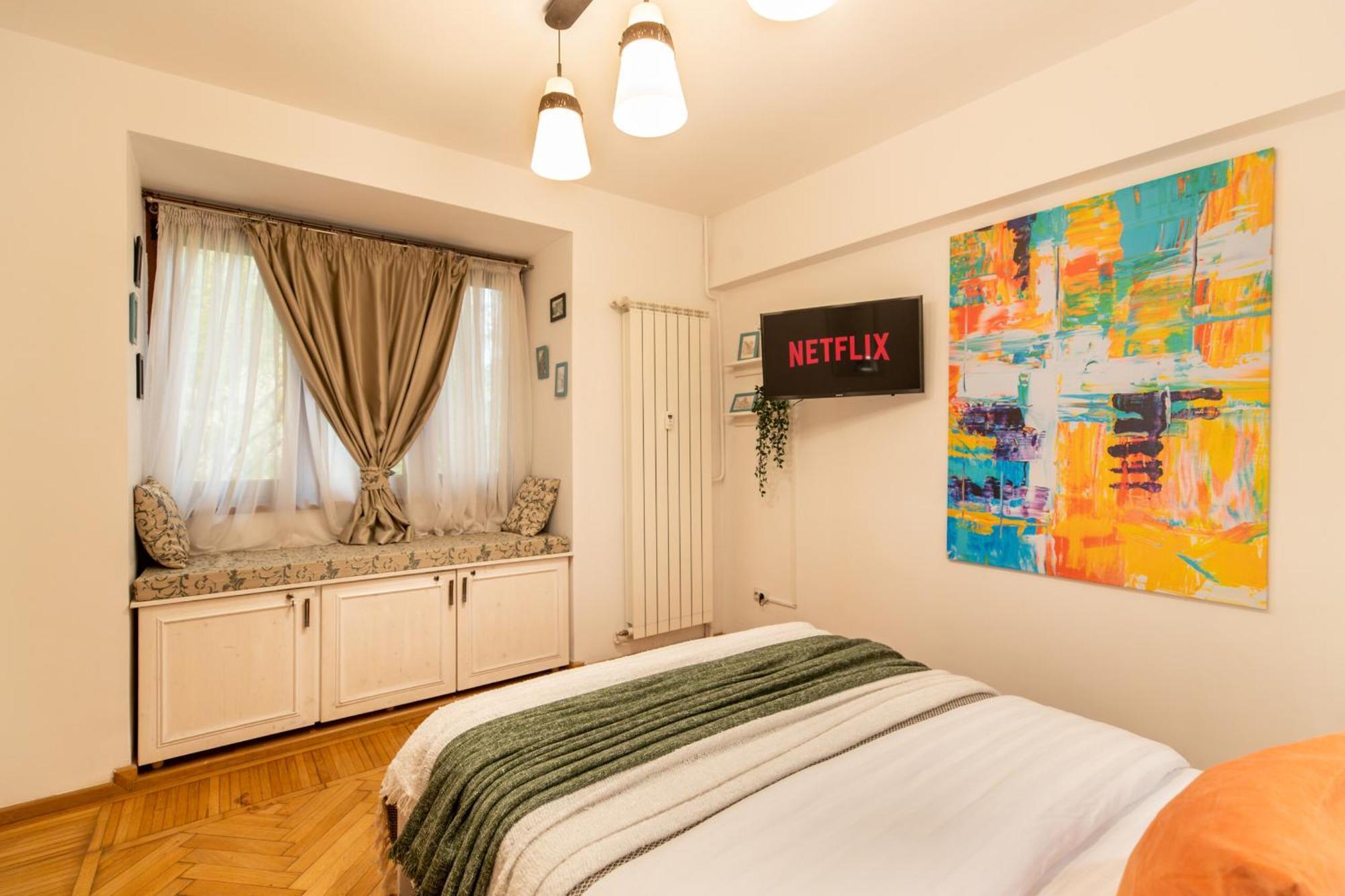 2Br Apartment At Piata Natiunilor Unite: Perfect For City Center Stays Bucharest Exterior photo